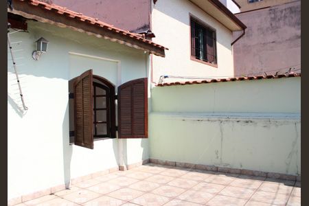 Casa à venda com 185m², 3 quartos e 2 vagasQuintal