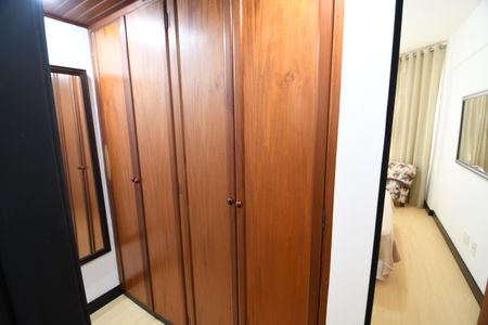 Apartamento à venda com 48m², 1 quarto e 1 vagaQuarto