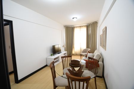 Sala de apartamento à venda com 1 quarto, 48m² em Centro, Campinas