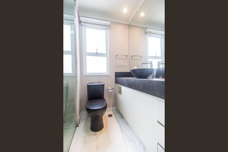 Apartamento para alugar com 69m², 1 quarto e 2 vagas Apartamento para alugar com 69m², 1 quarto e 2 vagasBanheiro da Suíte