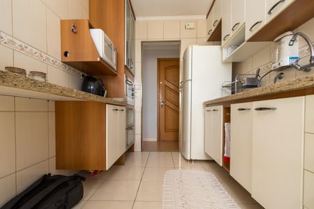 Apartamento à venda com 60m², 2 quartos e 1 vaga Apartamento à venda com 60m², 2 quartos e 1 vagaCozinha