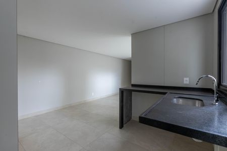 Apartamento à venda com 131m², 2 quartos e 2 vagasCozinha