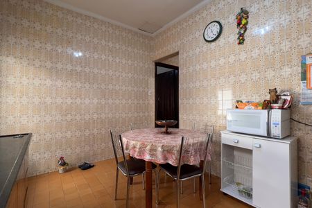 Casa à venda com 500m², 2 quartos e 2 vagasCozinha