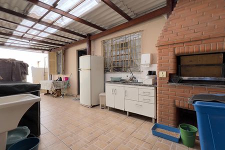 Casa à venda com 500m², 2 quartos e 2 vagasÁrea de Serviço