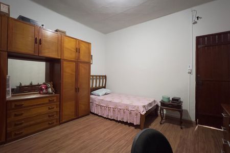 Casa à venda com 500m², 2 quartos e 2 vagasQuarto 1