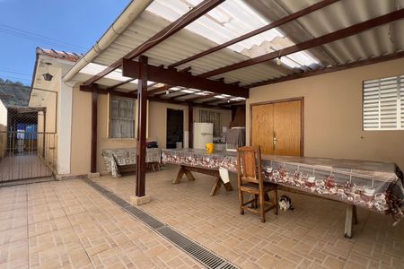 Casa à venda com 500m², 2 quartos e 2 vagasÁrea externa