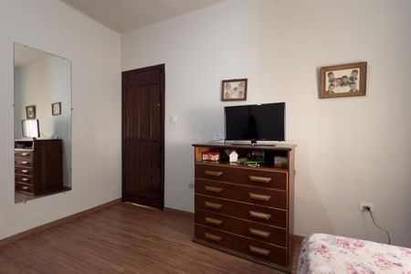 Casa à venda com 500m², 2 quartos e 2 vagasQuarto 2