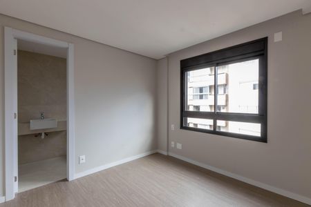 Apartamento à venda com 135m², 3 quartos e 2 vagasSuíte 2
