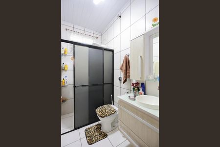 Casa à venda com 280m², 4 quartos e 4 vagasBanheiro Social