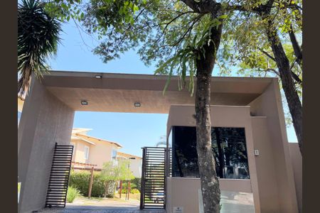 Casa de condomínio à venda com 149m², 3 quartos e 4 vagasFachada