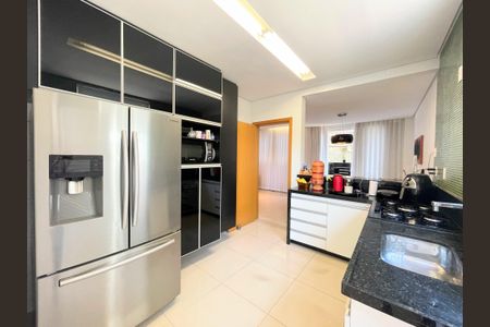 Casa de condomínio à venda com 149m², 3 quartos e 4 vagasCozinha