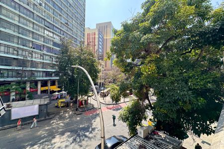 Vista de apartamento para alugar com 2 quartos, 60m² em Centro, Rio de Janeiro