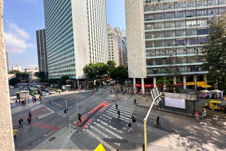 Vista de apartamento para alugar com 2 quartos, 60m² em Centro, Rio de Janeiro