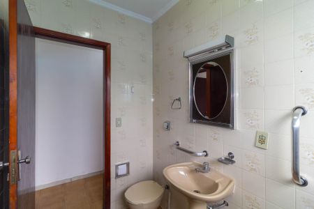 Casa à venda com 173m², 4 quartos e 3 vagasBanheiro Social