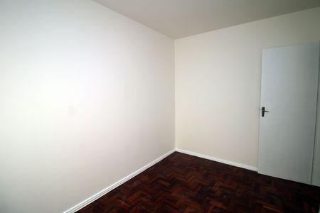 Quarto 2 de apartamento à venda com 2 quartos, 42m² em Irajá, Rio de Janeiro