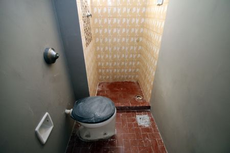 Apartamento à venda com 42m², 2 quartos e sem vagaBanheiro