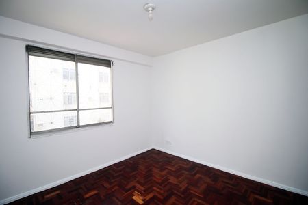 Sala de apartamento à venda com 2 quartos, 42m² em Irajá, Rio de Janeiro