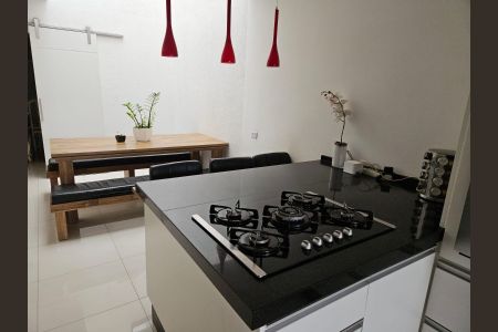 Casa para alugar com 170m², 3 quartos e 2 vagasCozinha 