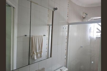 Casa para alugar com 170m², 3 quartos e 2 vagasBanheiro da Suíte