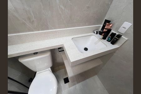 Apartamento à venda com 70m², 3 quartos e 1 vagaBanheiro da Suíte