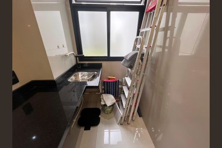 Apartamento à venda com 70m², 3 quartos e 1 vagaÁrea de Serviço