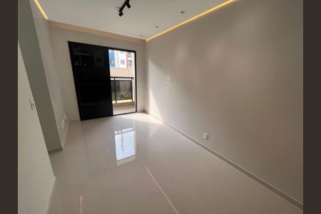 Sala de apartamento à venda com 3 quartos, 70m² em Recreio dos Bandeirantes, Rio de Janeiro