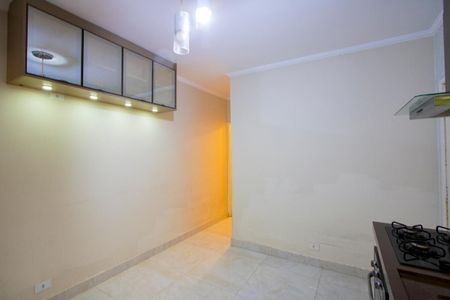 Casa à venda com 136m², 2 quartos e 2 vagasCozinha