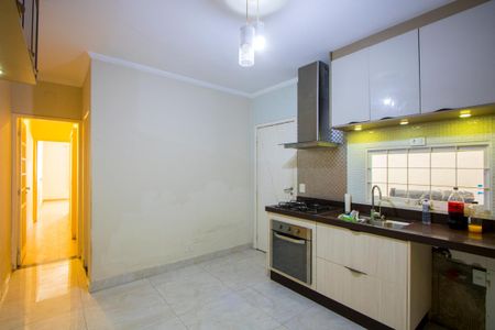 Casa à venda com 136m², 2 quartos e 2 vagasCozinha