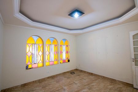 Sala de casa à venda com 2 quartos, 136m² em Vila Scarpelli, Santo André