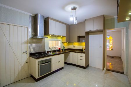 Casa à venda com 136m², 2 quartos e 2 vagasCozinha
