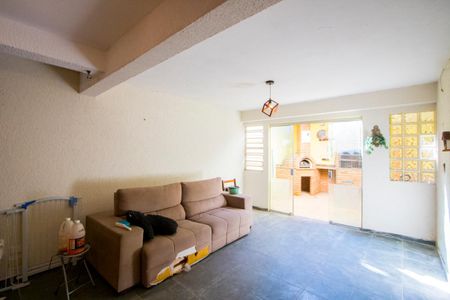 Casa à venda com 136m², 2 quartos e 2 vagasÁrea comum - Salão de festas