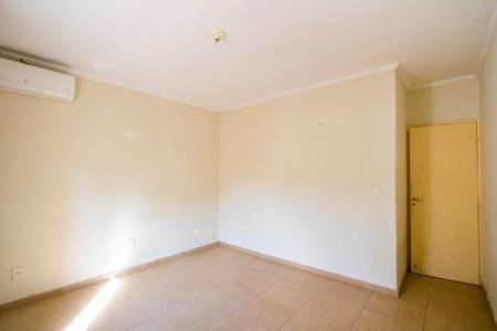 Casa à venda com 136m², 2 quartos e 2 vagasQuarto 1 - Suíte