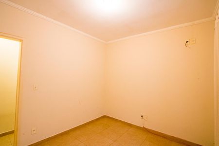 Casa à venda com 136m², 2 quartos e 2 vagasQuarto 2 - Suíte