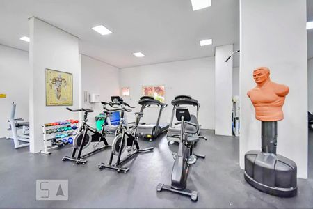 Apartamento para alugar com 100m², 2 quartos e 2 vagasÁrea comum - Academia
