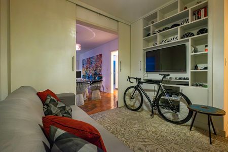 Apartamento à venda com 114m², 3 quartos e 2 vagas Apartamento à venda com 114m², 3 quartos e 2 vagasQuarto 1