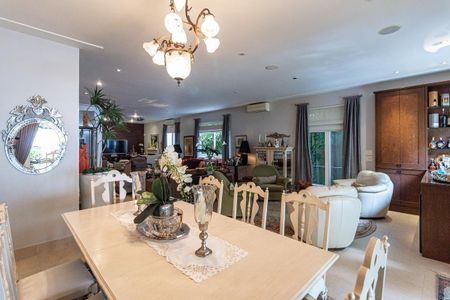 Sala de casa para alugar com 3 quartos, 400m² em Pacaembu, São Paulo