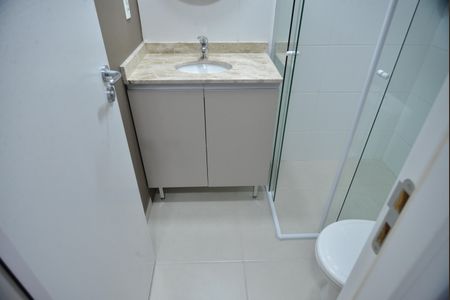 Apartamento à venda com 55m², 2 quartos e 1 vagaBanheiro Social