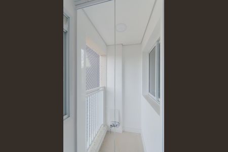 Apartamento à venda com 81m², 2 quartos e 1 vaga Apartamento à venda com 81m², 2 quartos e 1 vagaÁrea de Serviço