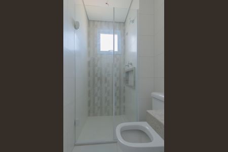 Apartamento à venda com 81m², 2 quartos e 1 vaga Apartamento à venda com 81m², 2 quartos e 1 vagaBanheiro Social