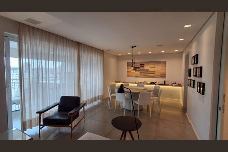 Apartamento para alugar com 155m², 2 quartos e sem vagaSala