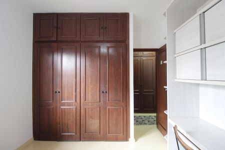 Casa de condomínio para alugar com 170m², 3 quartos e 2 vagasQuarto 2