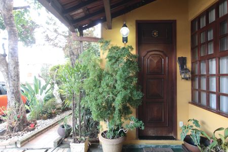 Casa de condomínio para alugar com 170m², 3 quartos e 2 vagasÁrea Externa