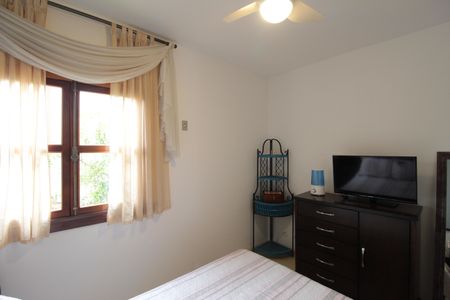 Casa de condomínio para alugar com 170m², 3 quartos e 2 vagasSuíte