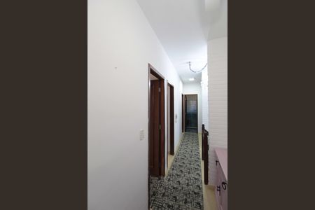 Casa de condomínio para alugar com 170m², 3 quartos e 2 vagasCorredor