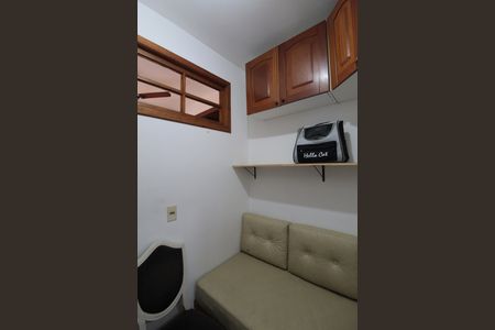 Casa de condomínio para alugar com 170m², 3 quartos e 2 vagasQuarto de Serviço