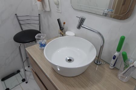 Casa de condomínio para alugar com 170m², 3 quartos e 2 vagasBanheiro da Suíte