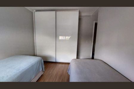 Apartamento à venda com 225m², 3 quartos e 4 vagas