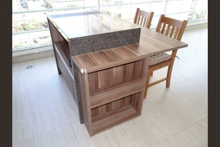 Apartamento à venda com 225m², 3 quartos e 4 vagas