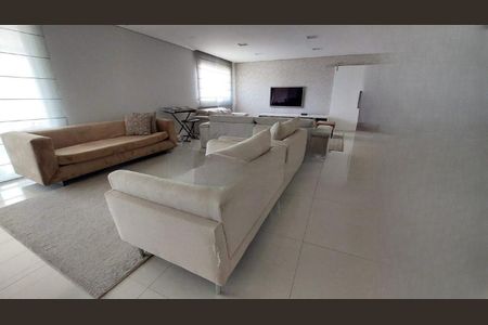 Apartamento à venda com 3 quartos, 225m² em Vila Gomes Cardim, São Paulo