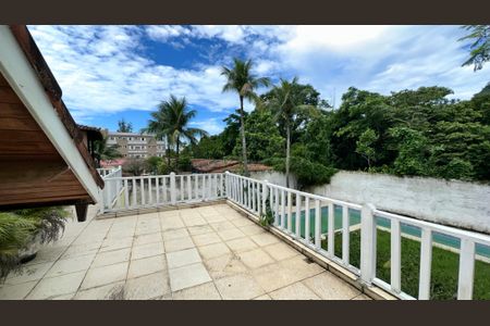 Casa à venda com 900m², 7 quartos e 4 vagasVaranda da Suíte 3